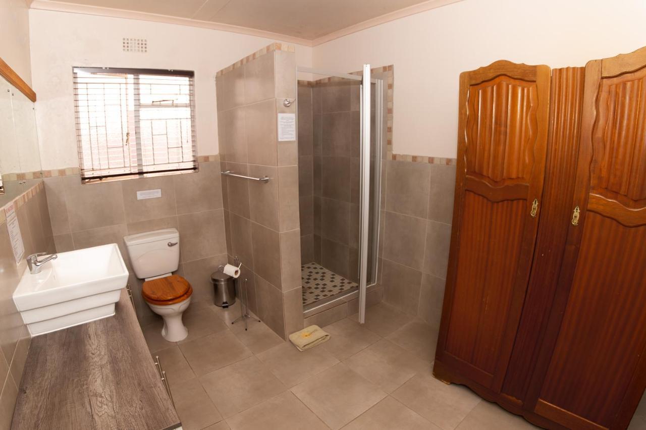 Halfmens Cc Elkoweru & Kliprand Guest House Springbok Extérieur photo