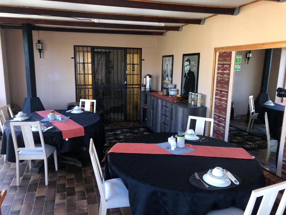Halfmens Cc Elkoweru & Kliprand Guest House Springbok Extérieur photo