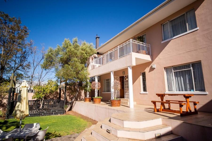 Halfmens Cc Elkoweru & Kliprand Guest House Springbok Extérieur photo